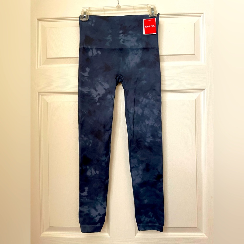 SPANX EcoCare Seamless Leggings - New w/Tag.Deep Blue Tie Dye in Medium Regular